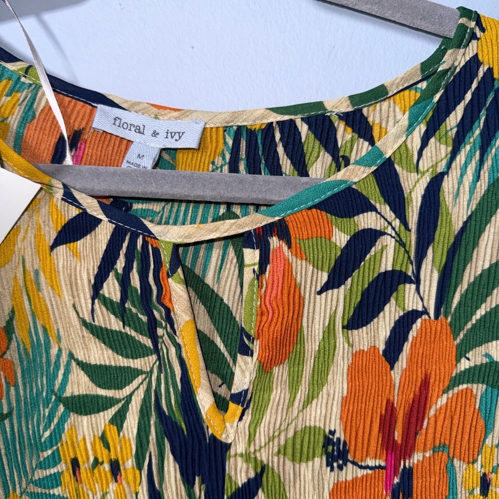 Floral & Ivy pleated long-sleeve floral print blouse size M NWT boho flowy - Picture 4 of 9